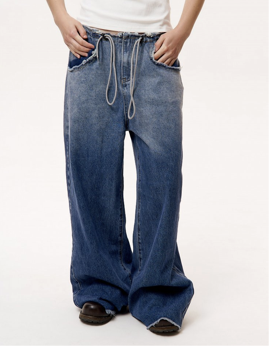 Джинсы, куртки и бермуды: 20+ вещей из денима на осень — выбор BURO. (фото 18)