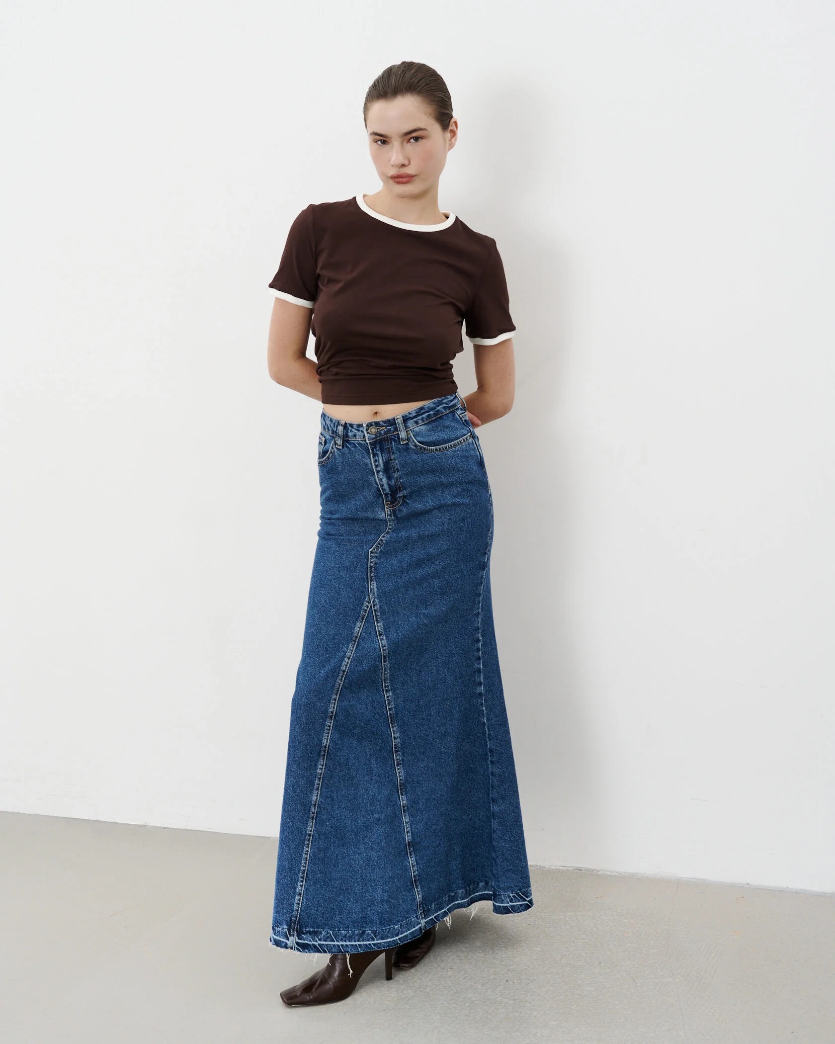 Джинсы, куртки и бермуды: 20+ вещей из денима на осень — выбор BURO. (фото 13)