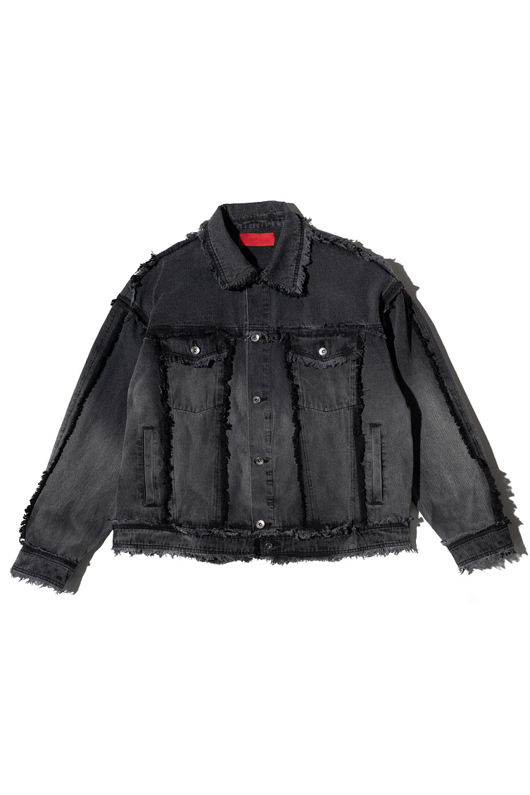 Джинсы, куртки и бермуды: 20+ вещей из денима на осень — выбор BURO. (фото 27)