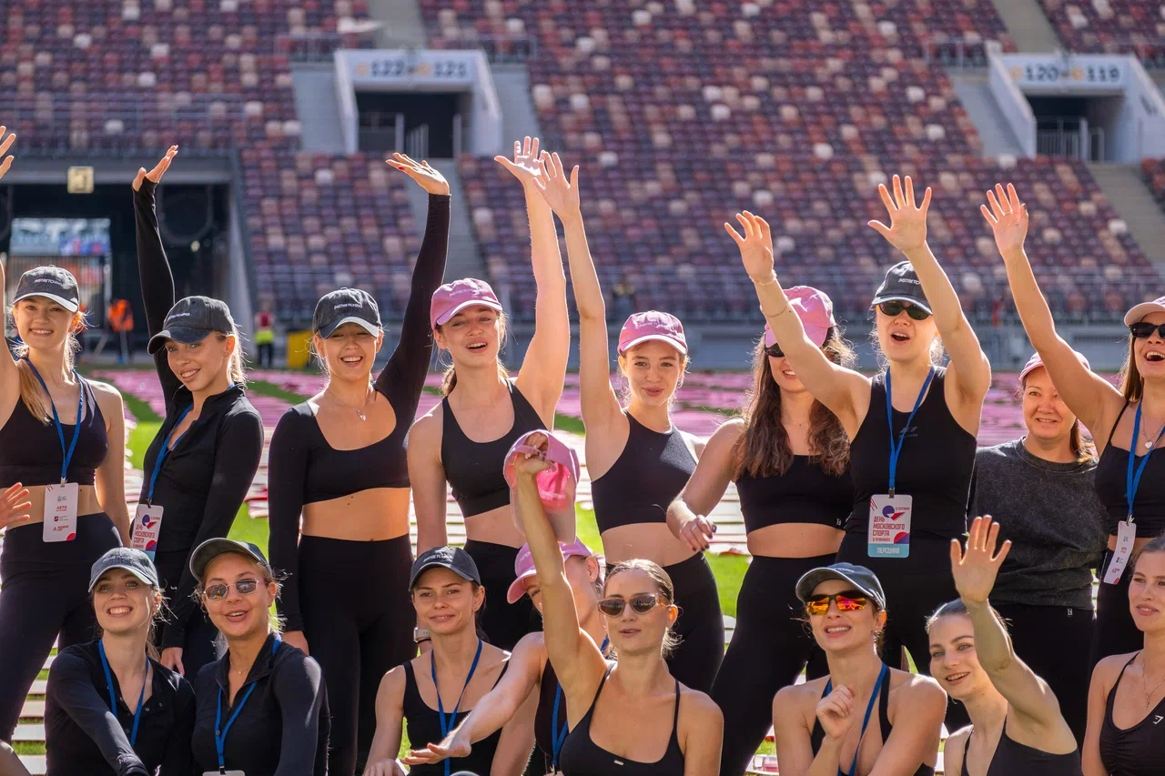 SMSTRETCHING провел масштабную тренировку в «Лужниках» (фото 2)