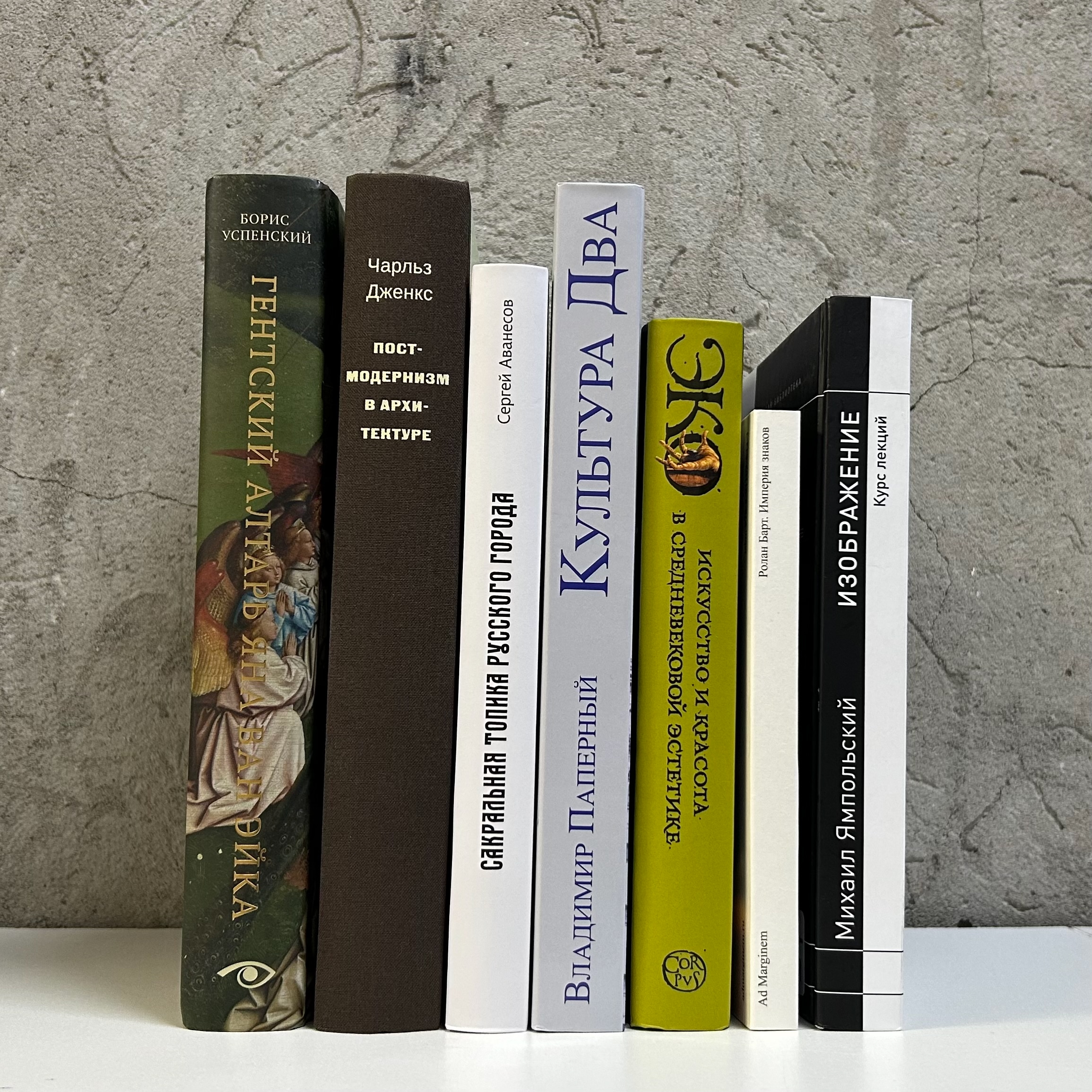 От «Фаланстера» до «Буревестника»: 15 независимых книжных Москвы, Петербурга — и не только (фото 4)