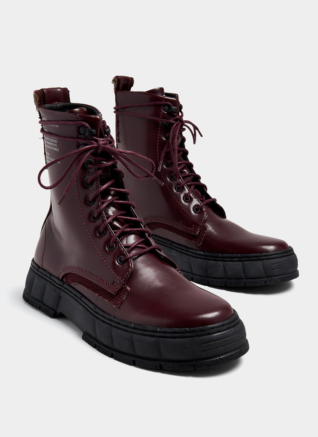 Лоферы, туфли, казаки и не только: 30 пар осенней обуви на все случаи жизни (фото 25)