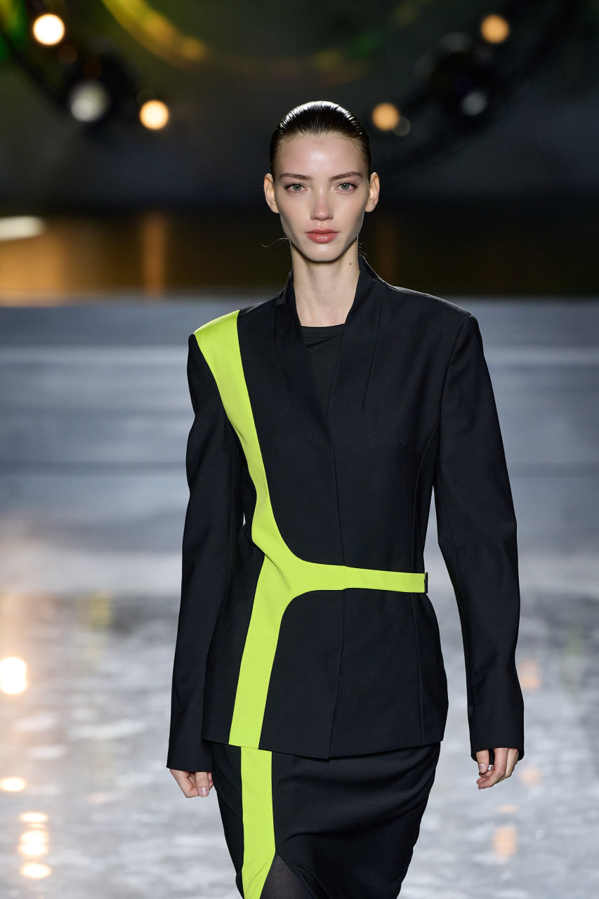 S7 Airlines представила новую форму для бортпроводников (фото 1)