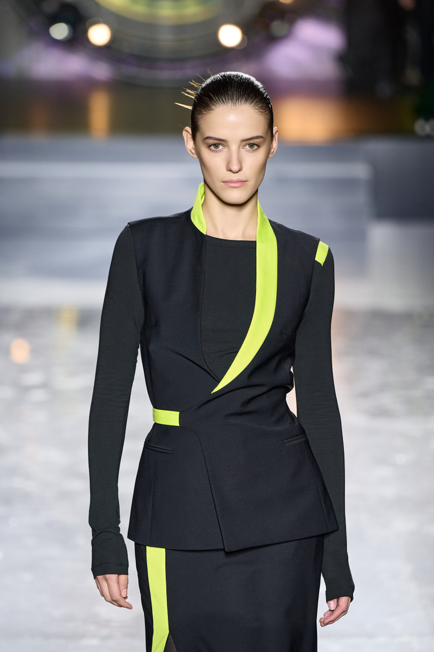 S7 Airlines представила новую форму для бортпроводников (фото 4)