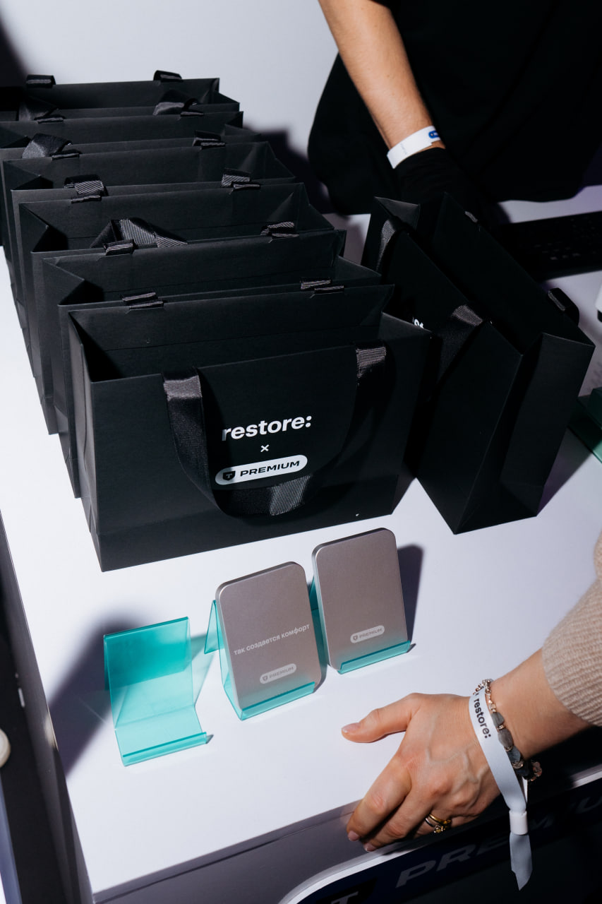 Новинки Apple презентовали в московском флагманском магазине restore: (фото 1)