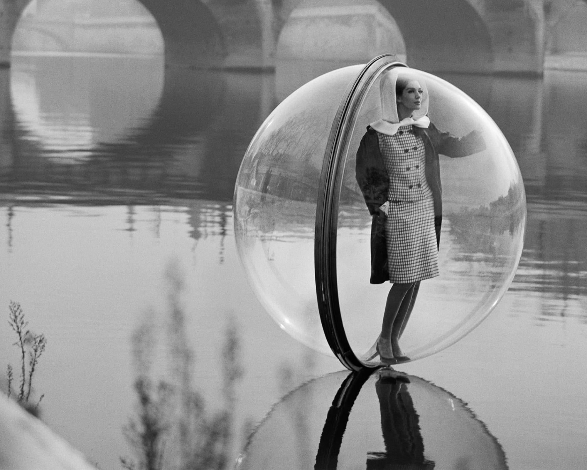 Модная действительность: что смотреть на выставке «Все на улицу!» в Галерее Люмьер — выбор BURO. (фото 3)