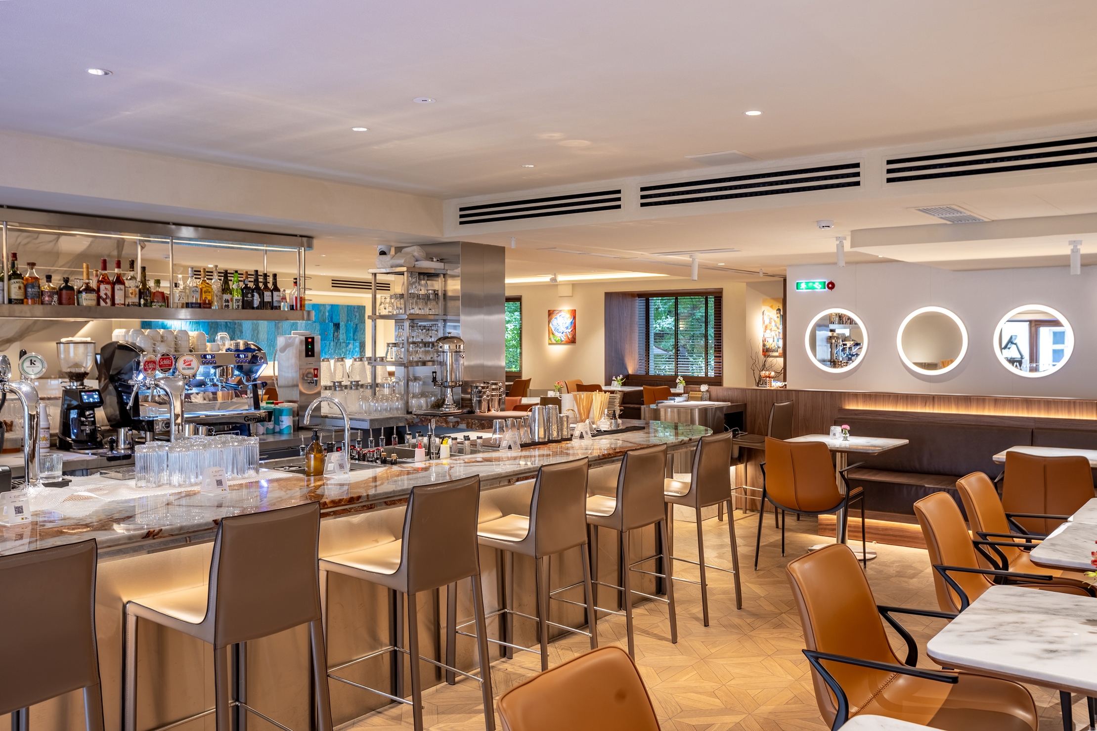 Ava, Moderniste, Balabanov и не только: 12 новых бистро Москвы и Санкт-Петербурга (фото 10)