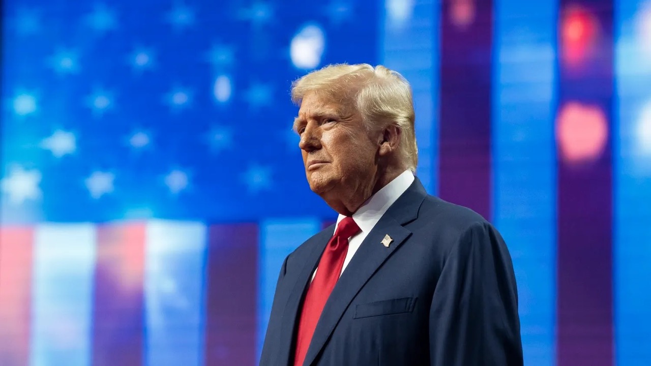 Дональд Трамп подписал распоряжение о продолжении работы TikTok (фото 1)