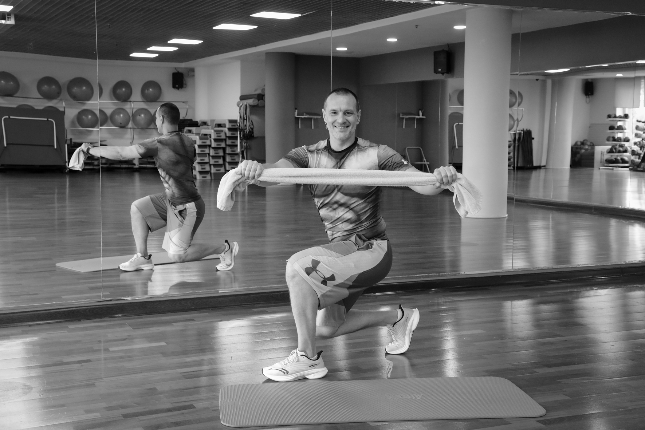 Как заниматься фитнесом, используя подручные средства? Показывает эксперт (фото 3)