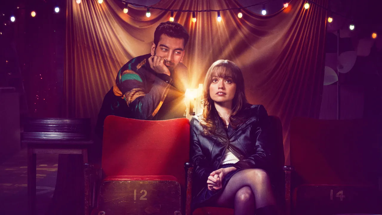 Вышел трейлер сериала «Киноклуб» с Эйми Лу Вуд (фото 1)