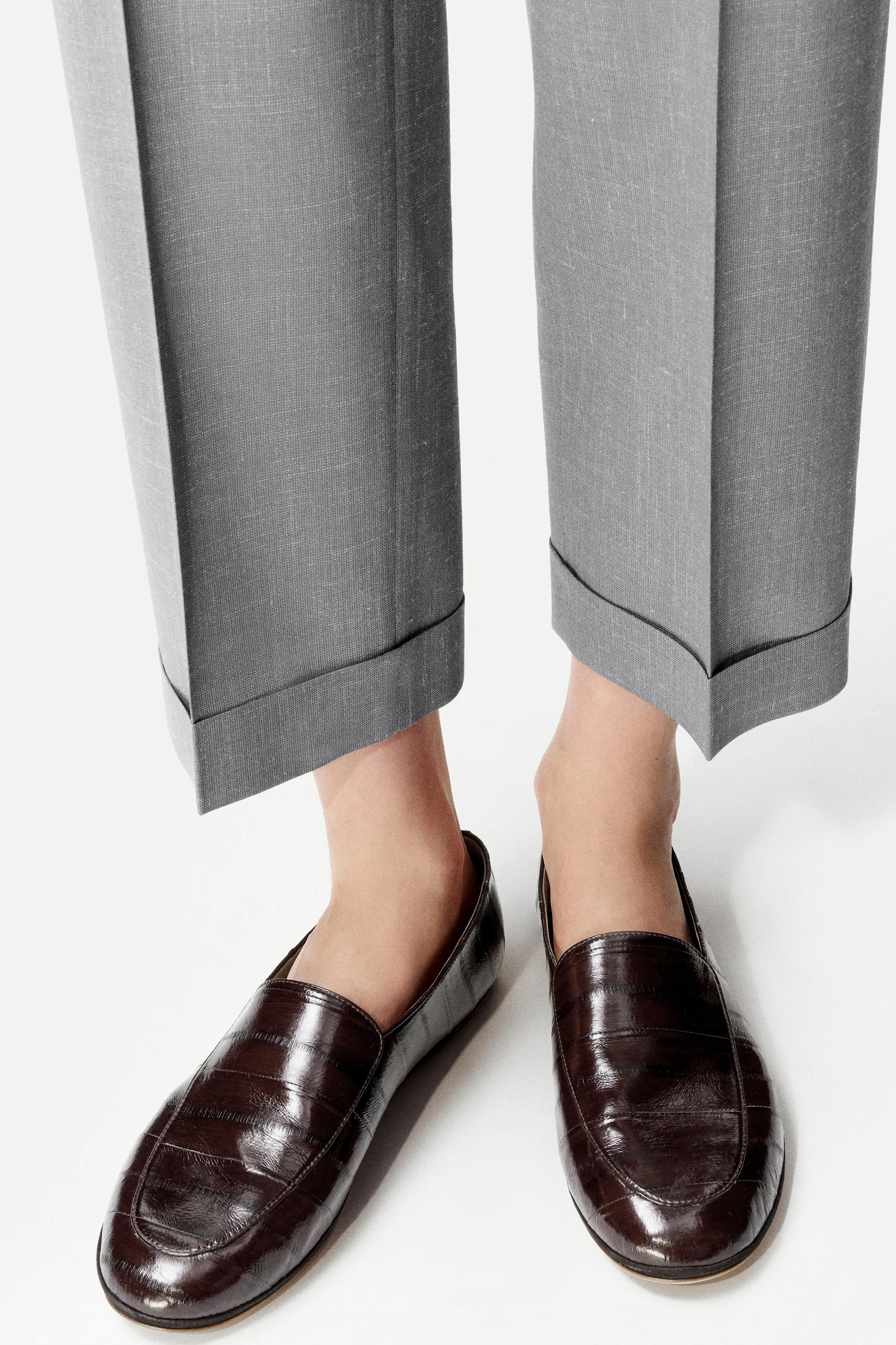 Оранжевый, бельевая эстетика и колорблокинг: Неделя моды в Милане весна-лето 2026 в макро- и микротрендах (фото 113)