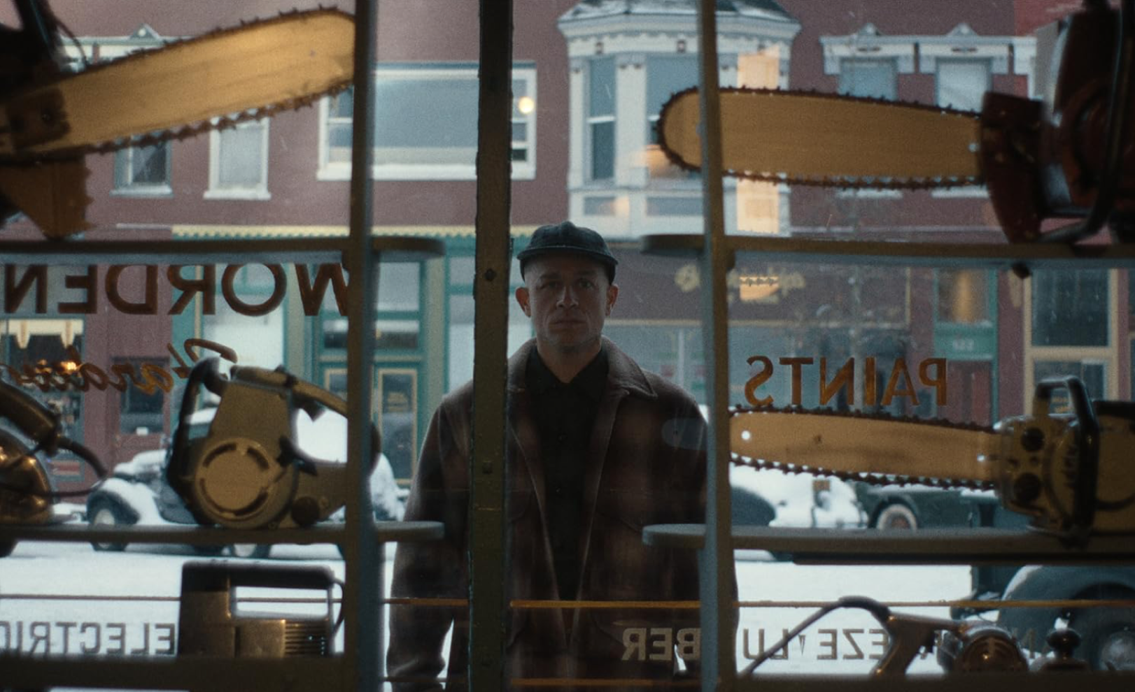 «Никто этого не хочет», «Мэгре» и «Ведьмак»: какие сериалы смотреть в октябре (фото 3)