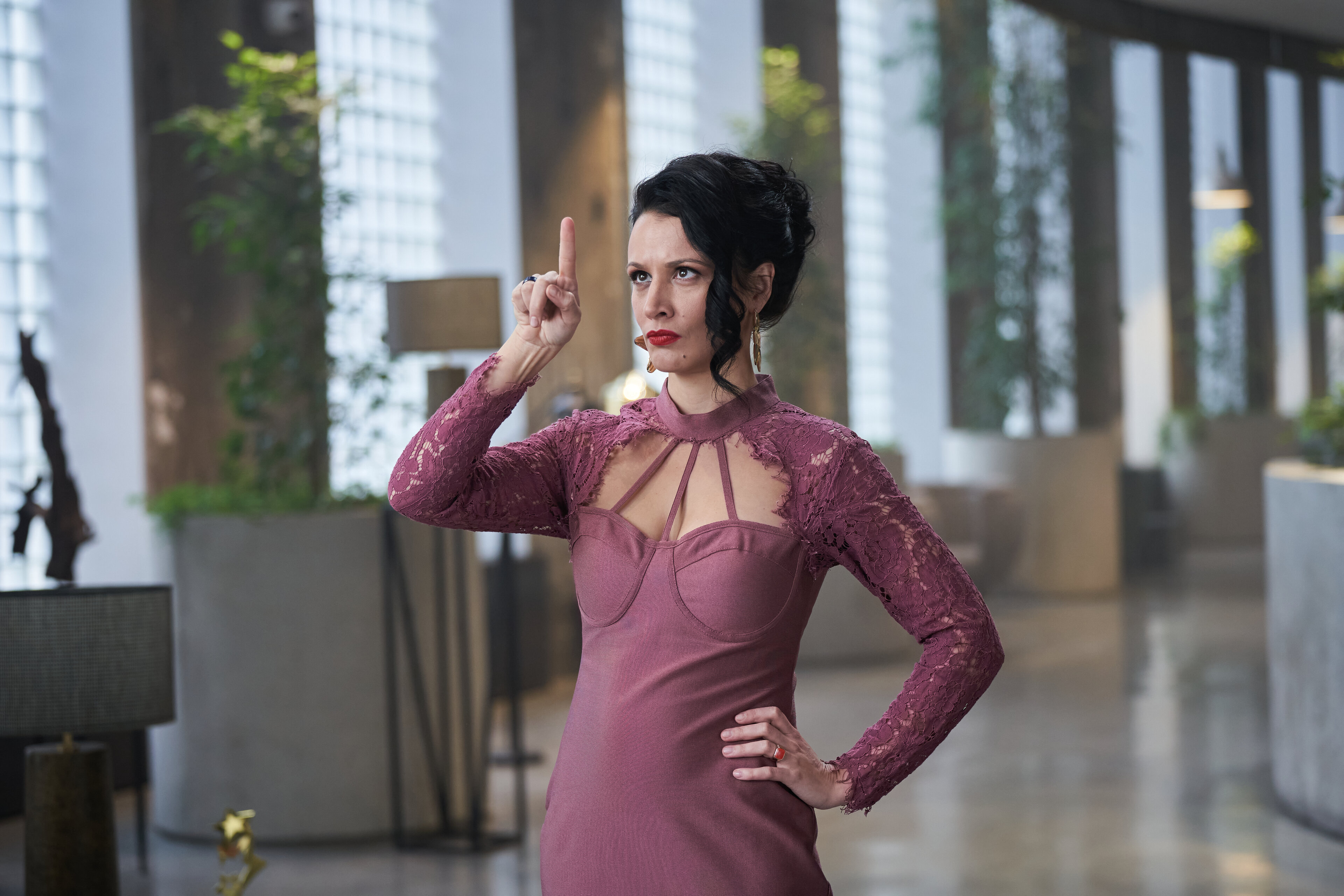 «Никто этого не хочет», «Мэгре» и «Ведьмак»: какие сериалы смотреть в октябре (фото 18)