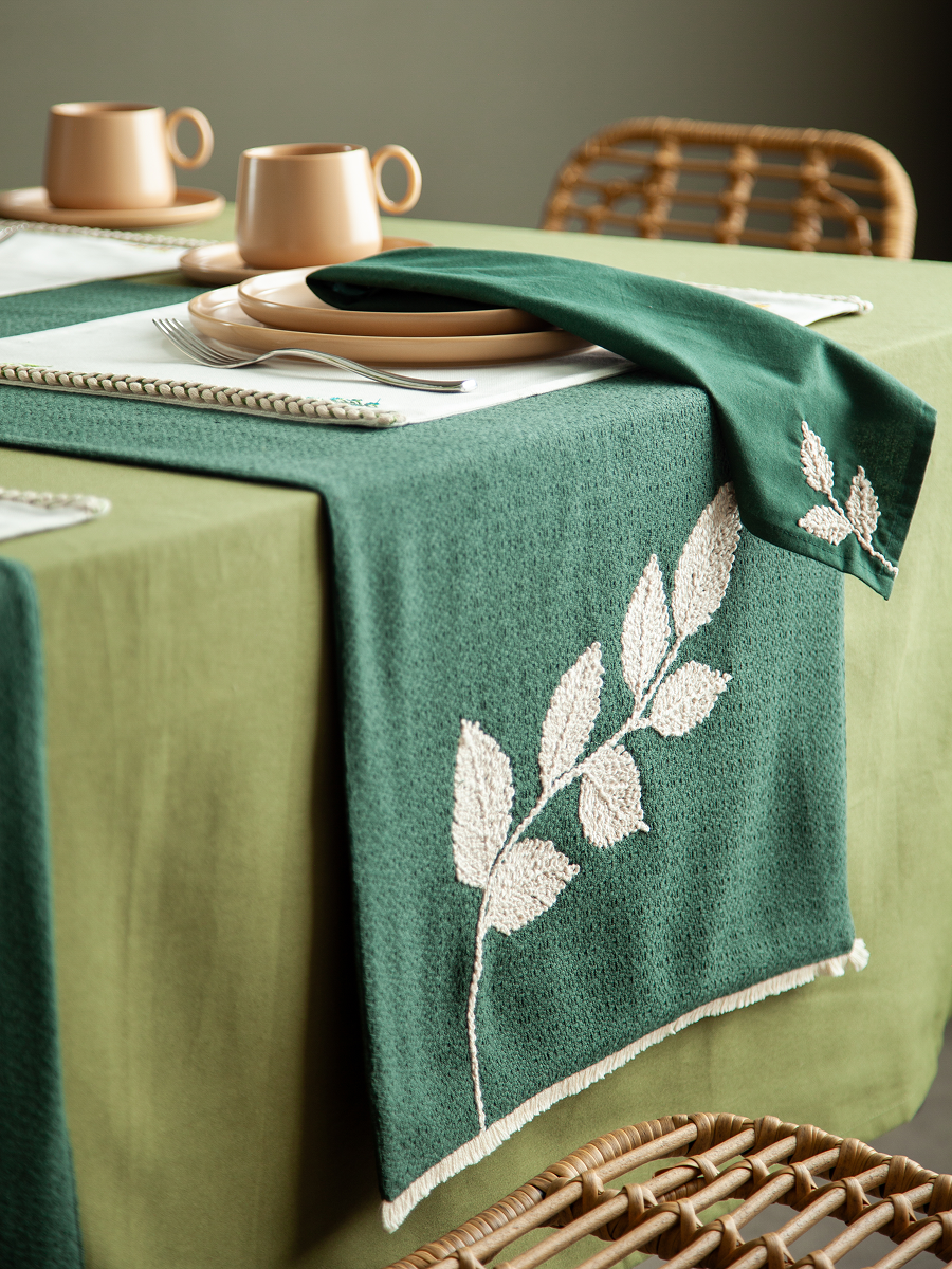 Съемка 12 Storeez и поп-ап Fashion Rebels: что нового в коллекциях локальных брендов (фото 1)