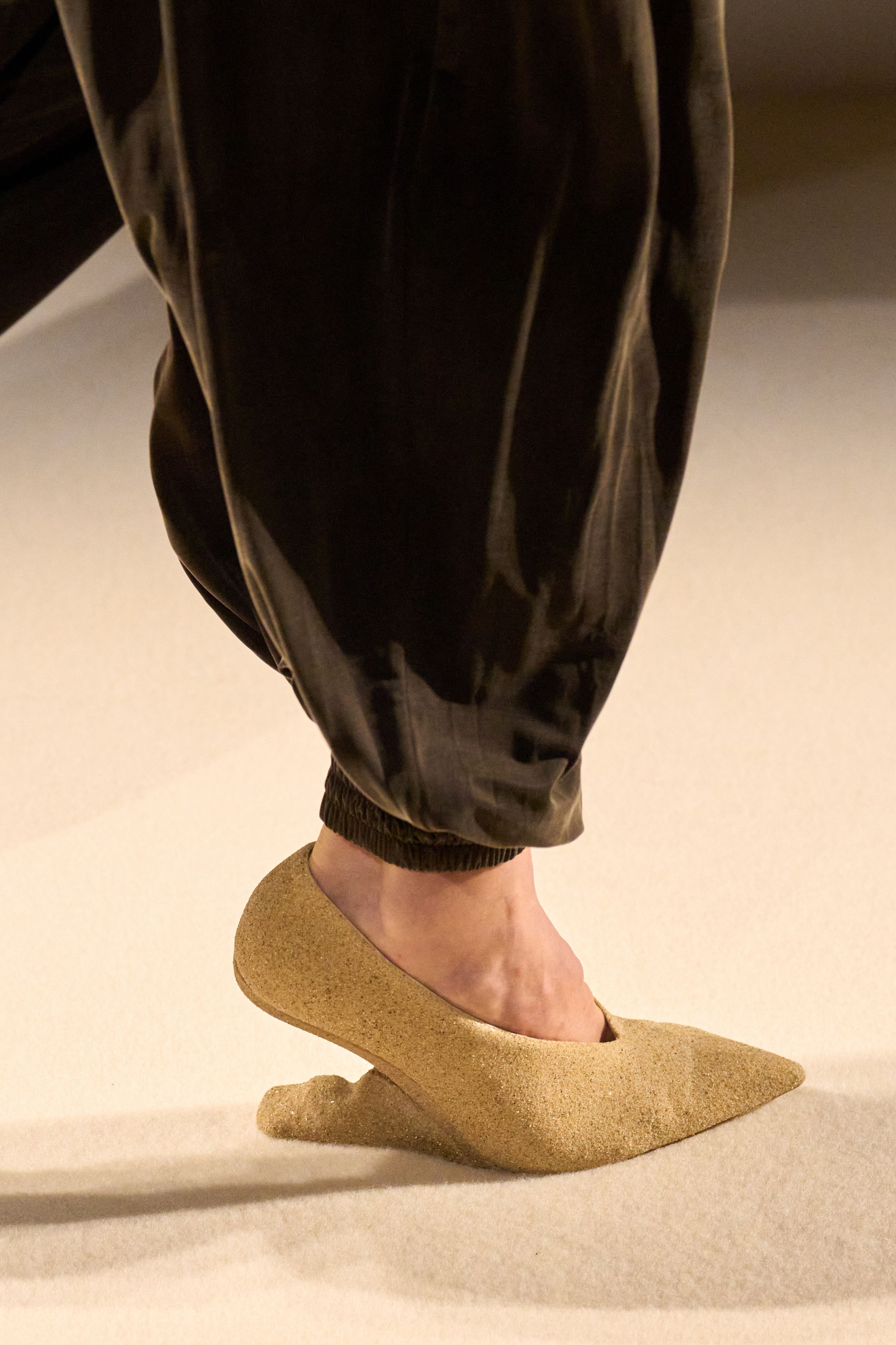 Чему нас научила Неделя моды в Париже. Главные тренды сезона весна-лето 2026 (фото 132)