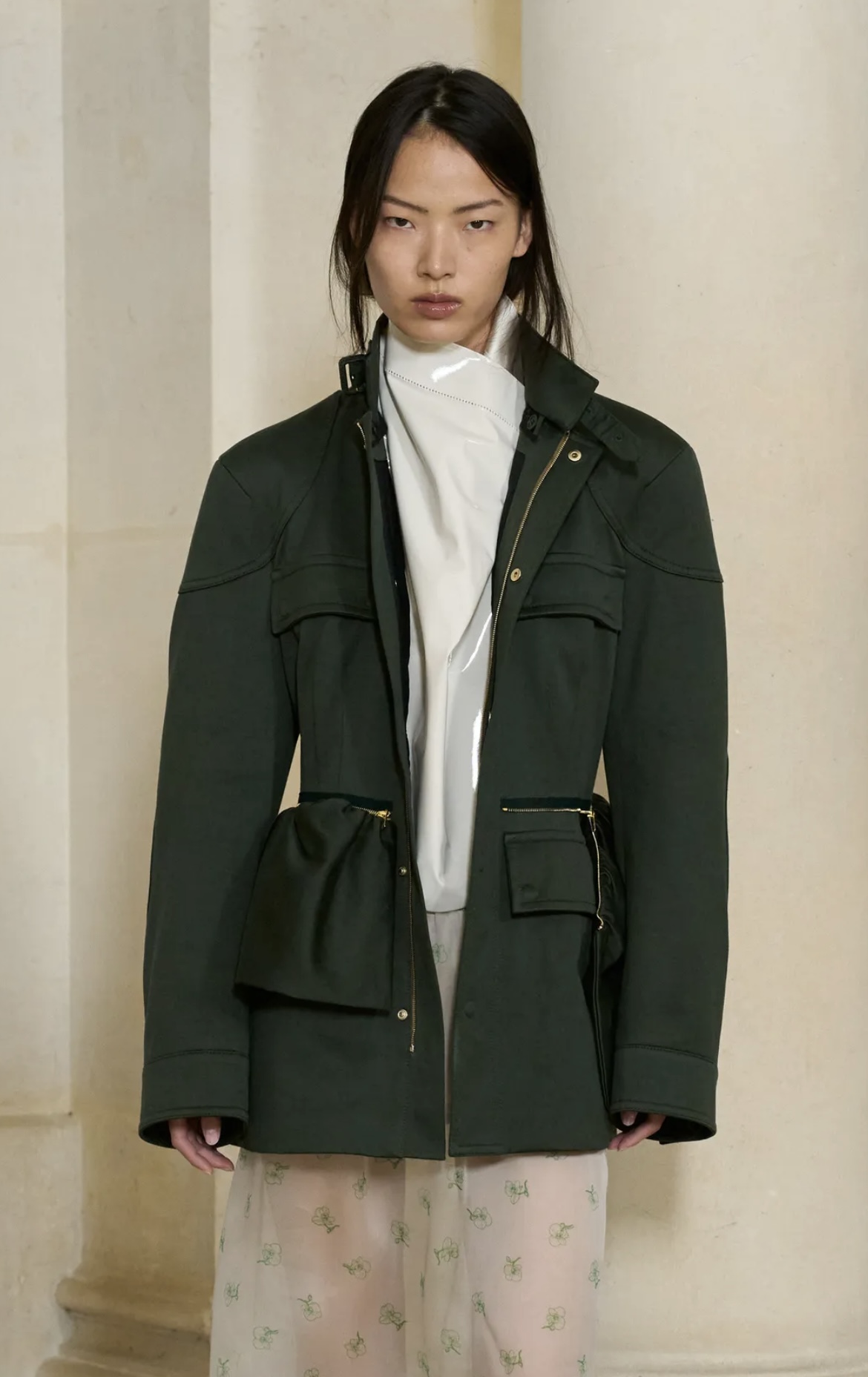 Все оттенки розового и неконвенциональные челки: бьюти-тренды Недели моды в Париже (фото 40)