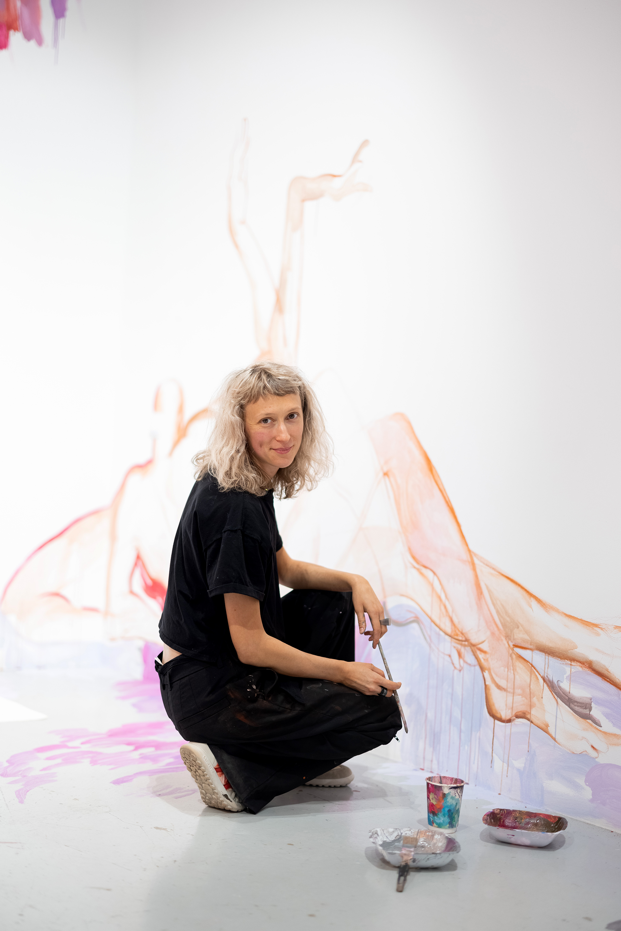 Художники рисуют для BURO.: Алиса Горелова — о форме, пределах и внутреннем алтаре (фото 2)