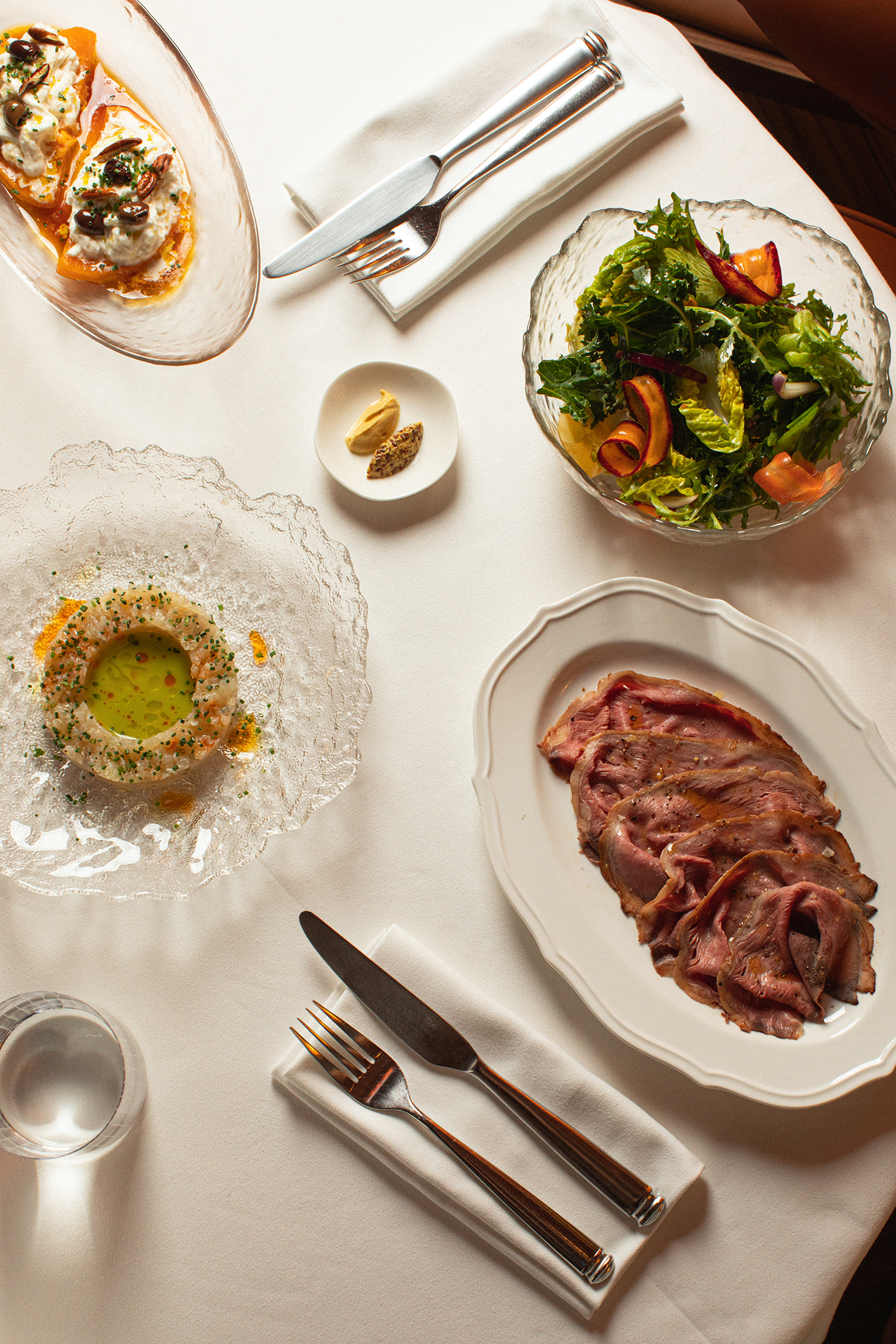 Новости ресторанов: тартар из чира, равиоли с угрем и фермерский цыпленок с белыми грибами (фото 8)