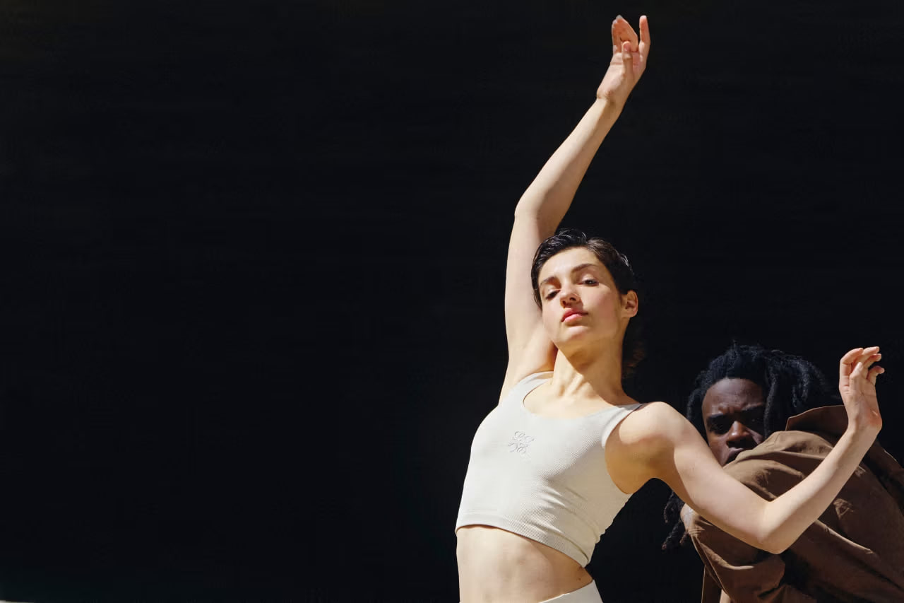 Бренды Loewe и On выпустили совместную коллекцию (фото 7)