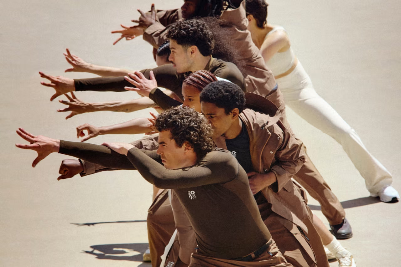 Бренды Loewe и On выпустили совместную коллекцию (фото 6)