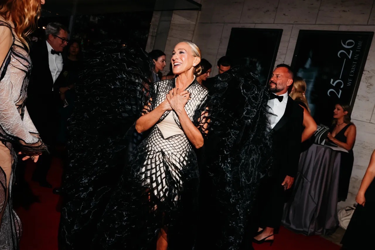 Сара Джессика Паркер посетила ежегодный гала-ужин Нью-Йоркского балета (фото 2)