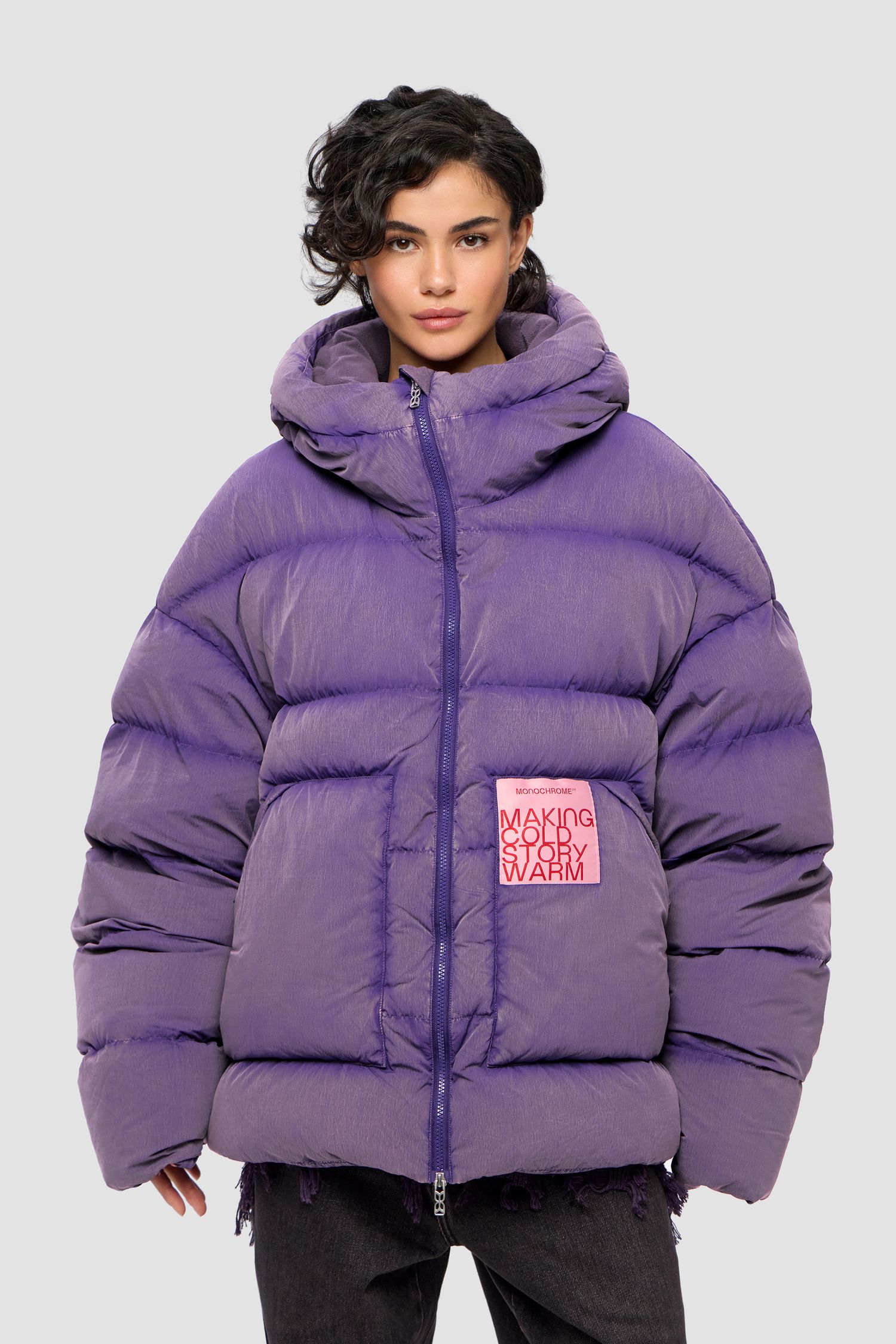 Как одеяло: 30 пуховиков и курток на холодную осень и зиму (фото 27)