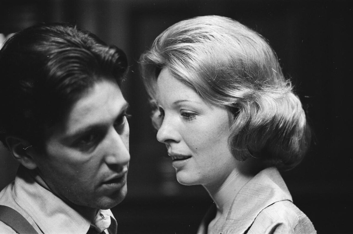 «Крестный отец», «Энни Холл» и «Манхэттен»: 7 фильмов, благодаря которым мы запомним Дайан Китон (фото 1)