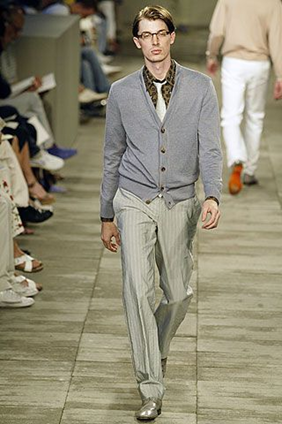 Юмор и сумки как объект желания. За что мы благодарны Вероник Нишанян в мужском Hermes (фото 6)