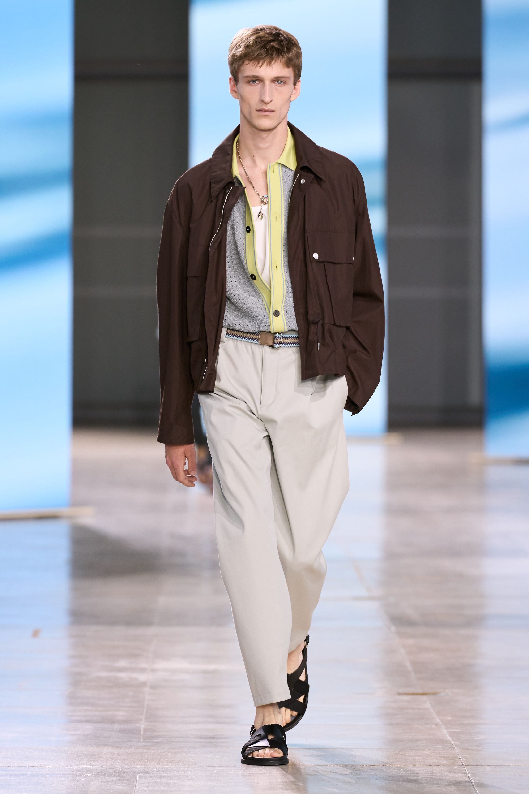 Юмор и сумки как объект желания. За что мы благодарны Вероник Нишанян в мужском Hermes (фото 7)