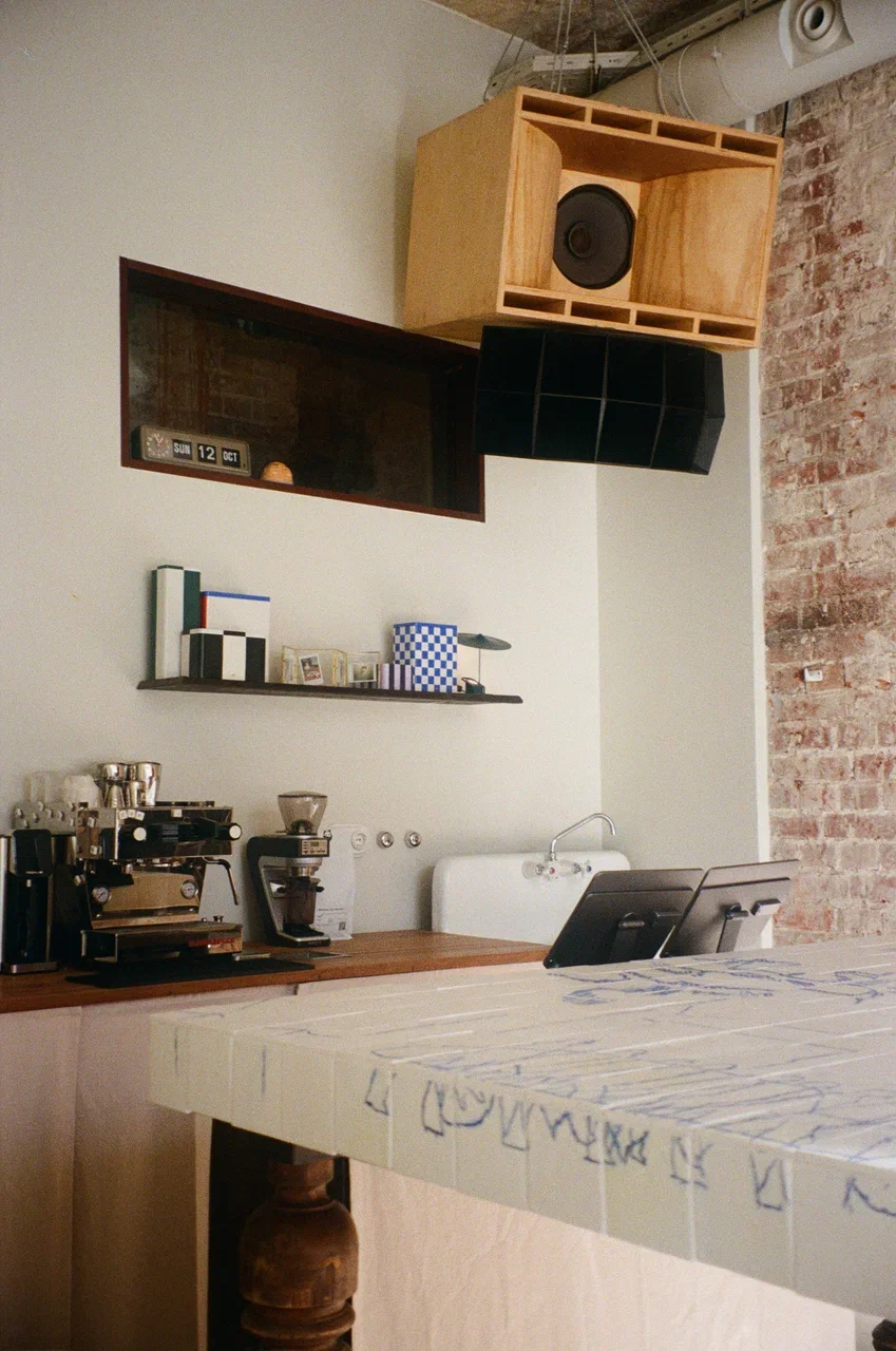 В Москве открывается новая фотостудия Up To You с аналоговой фотобудкой (фото 4)