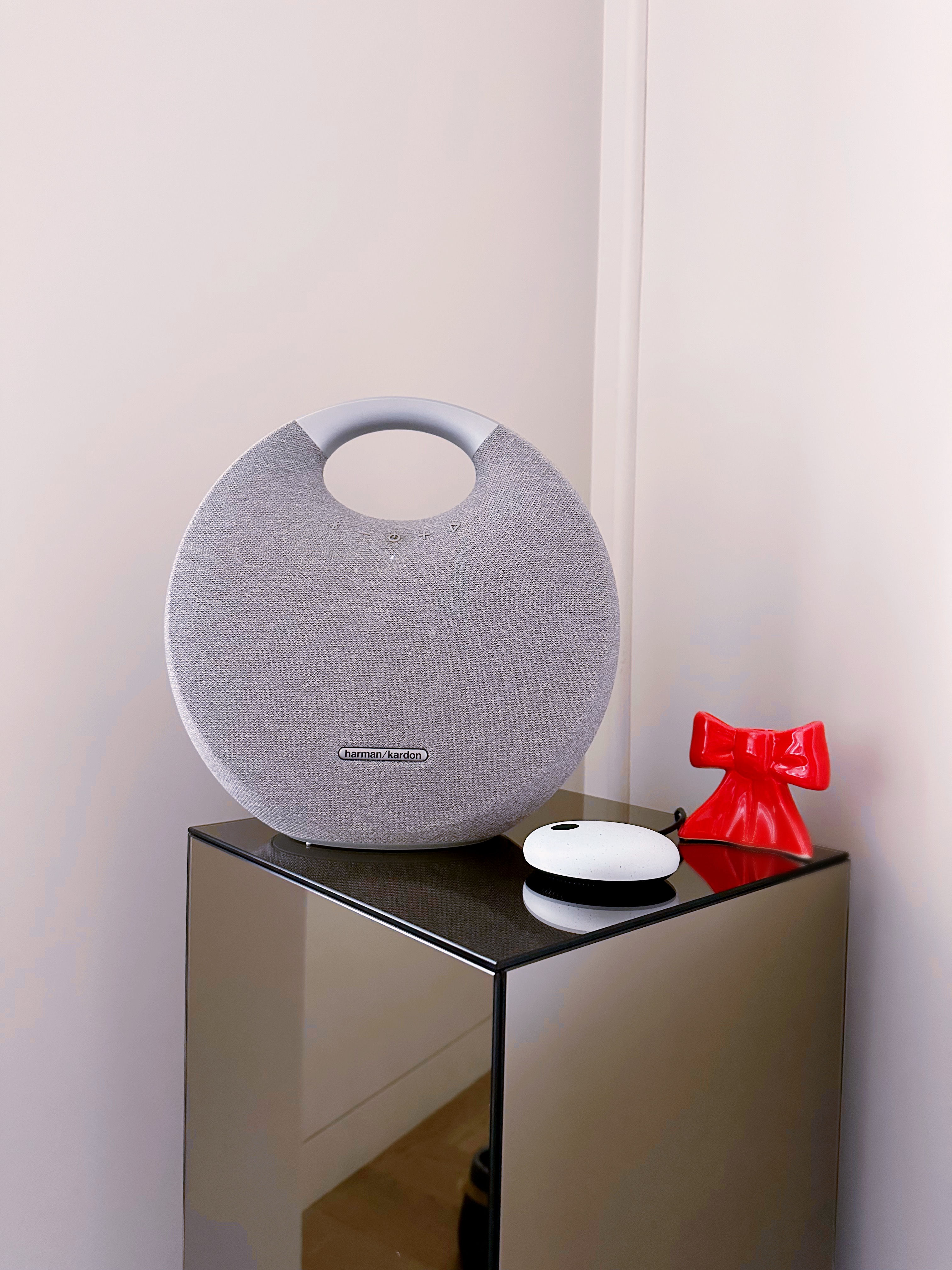 От работы до отдыха: как SberBoom Micro становится частью жизни (фото 1)