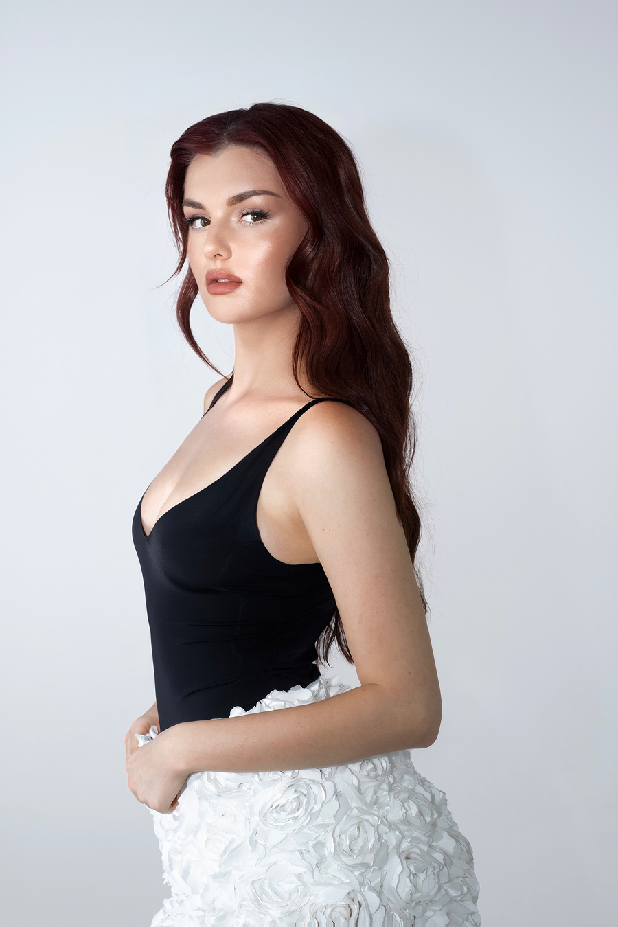 Певица ADA представила новый трек «butterfly» (фото 2)