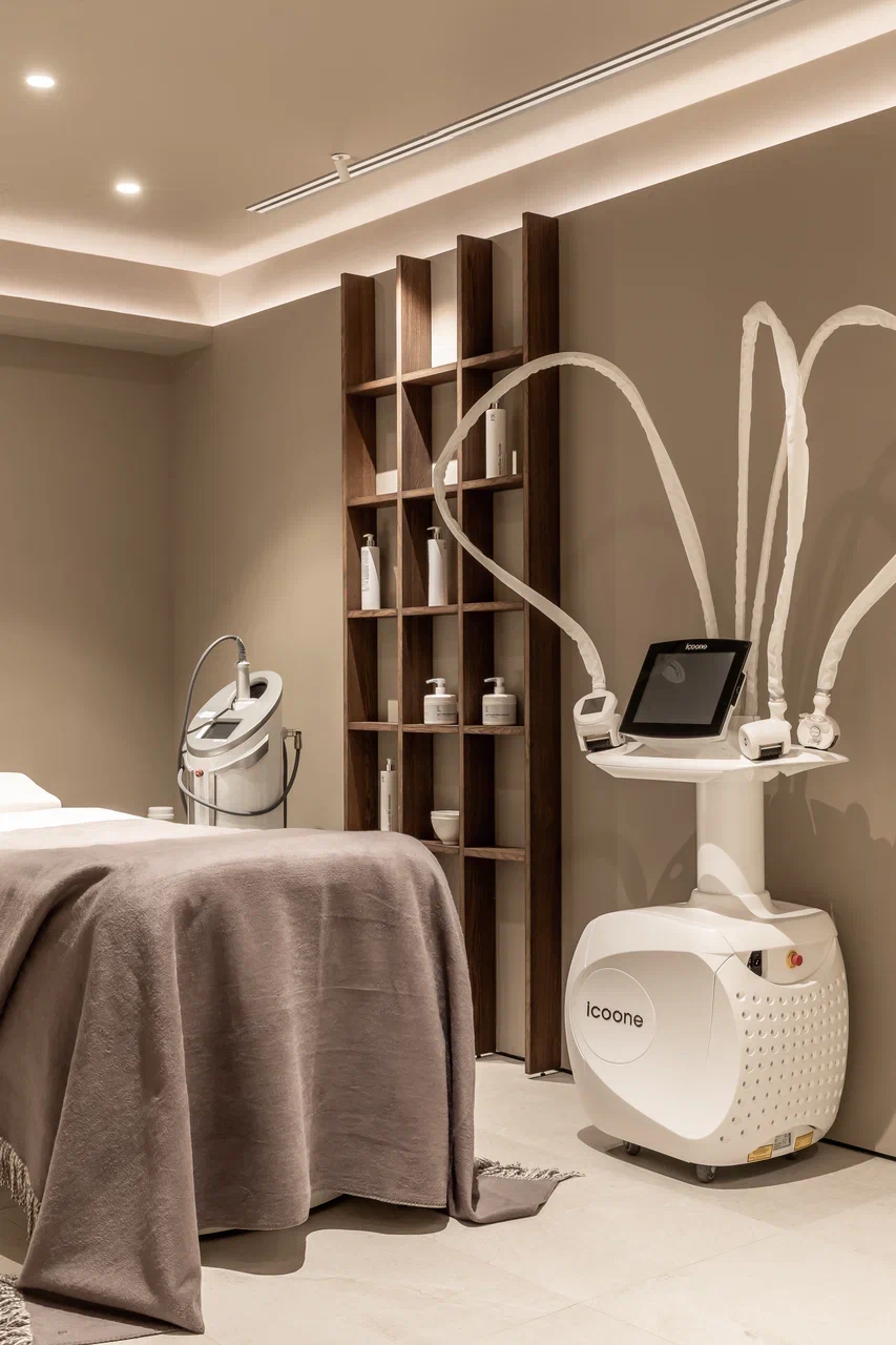 Рогов, Кафельникова и Карпуть снялись для салонов красоты Keep Looking (фото 5)