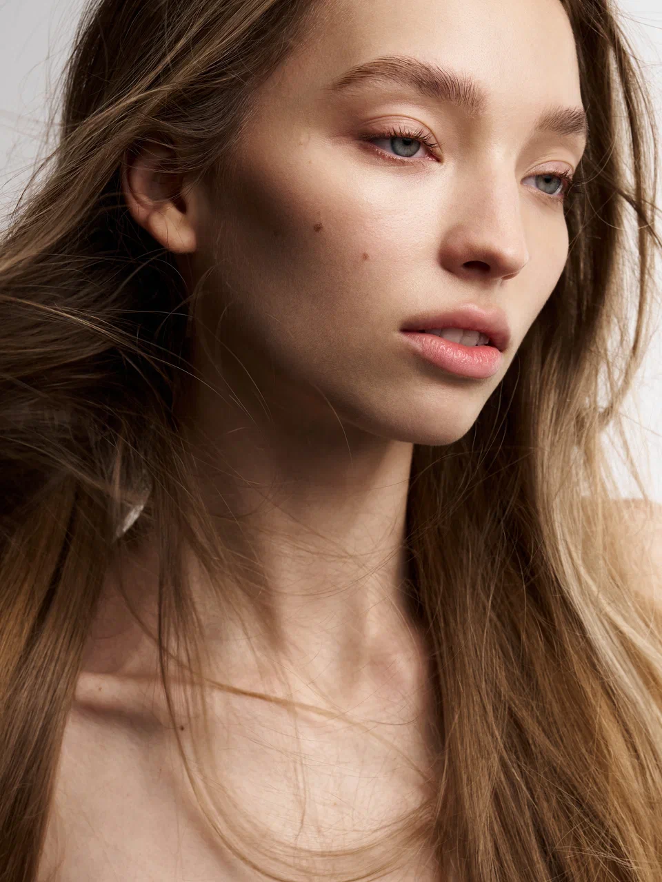 Рогов, Кафельникова и Карпуть снялись для салонов красоты Keep Looking (фото 1)