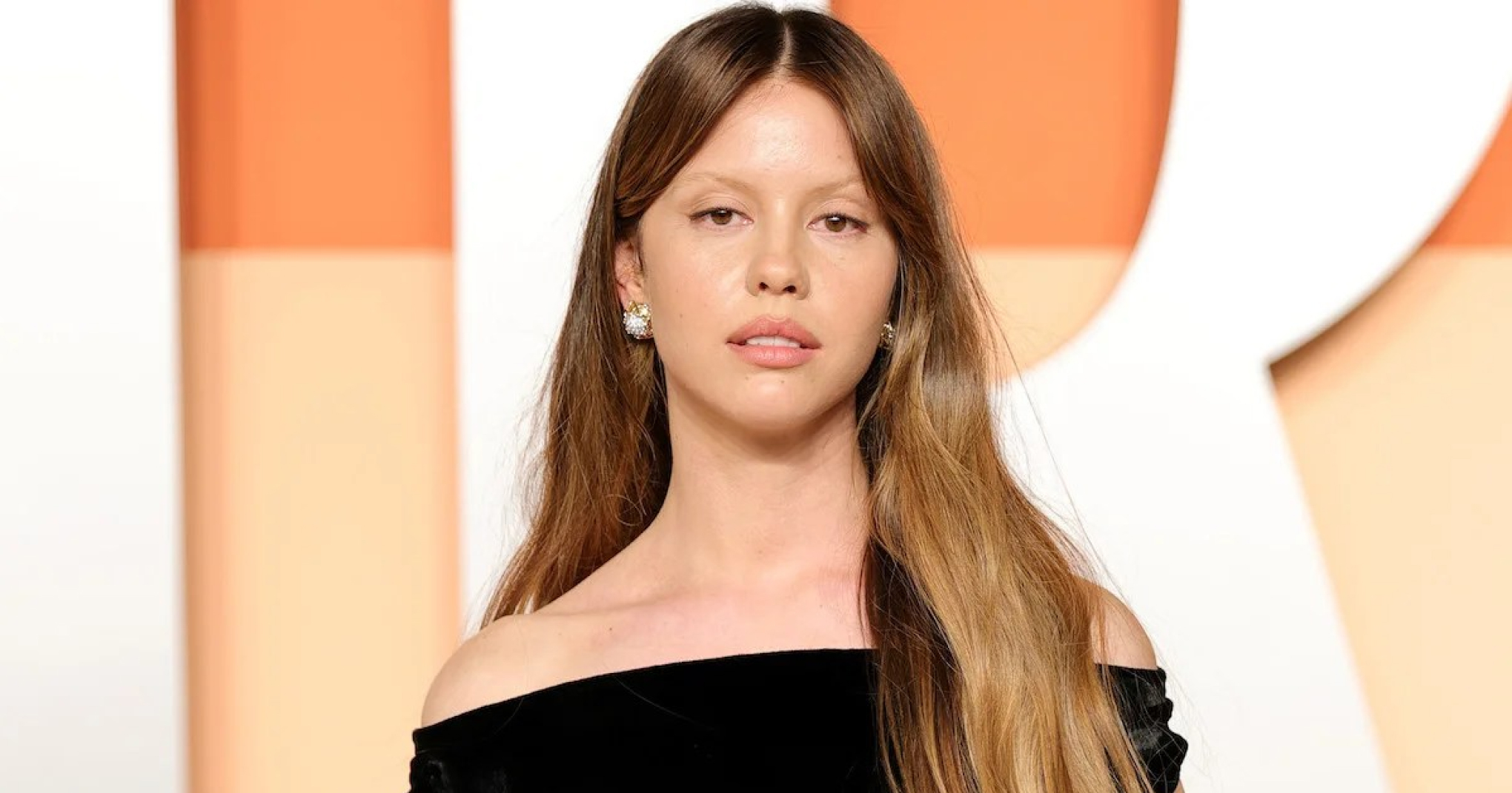 Миа Гот сыграет главную роль в фильме Hey Bear (фото 1)