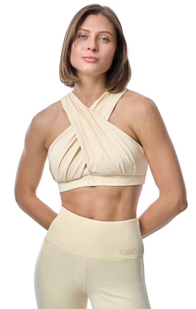 Сила в движении. Одежда и аксессуары для спорта — и все от локальных брендов (фото 7)