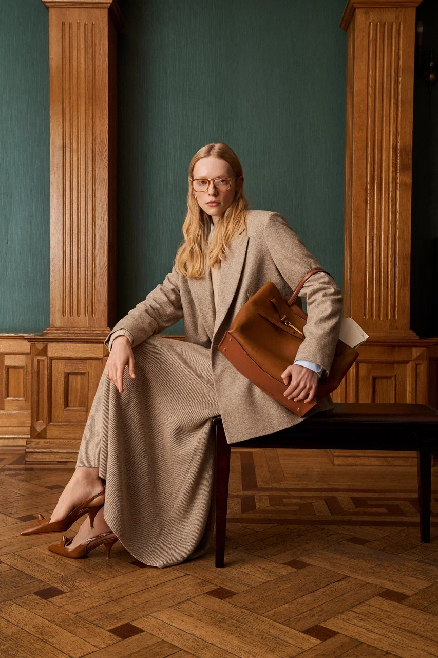 Сеть бутиков «Кашемир и Шелк» сняла рекламную кампанию в Тургеневской библиотеке (фото 5)