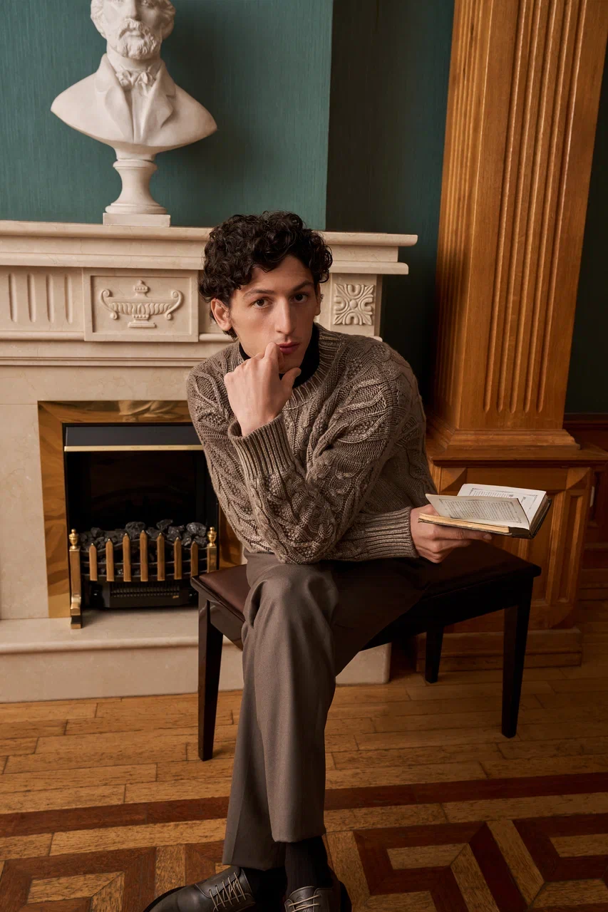 Сеть бутиков «Кашемир и Шелк» сняла рекламную кампанию в Тургеневской библиотеке (фото 1)