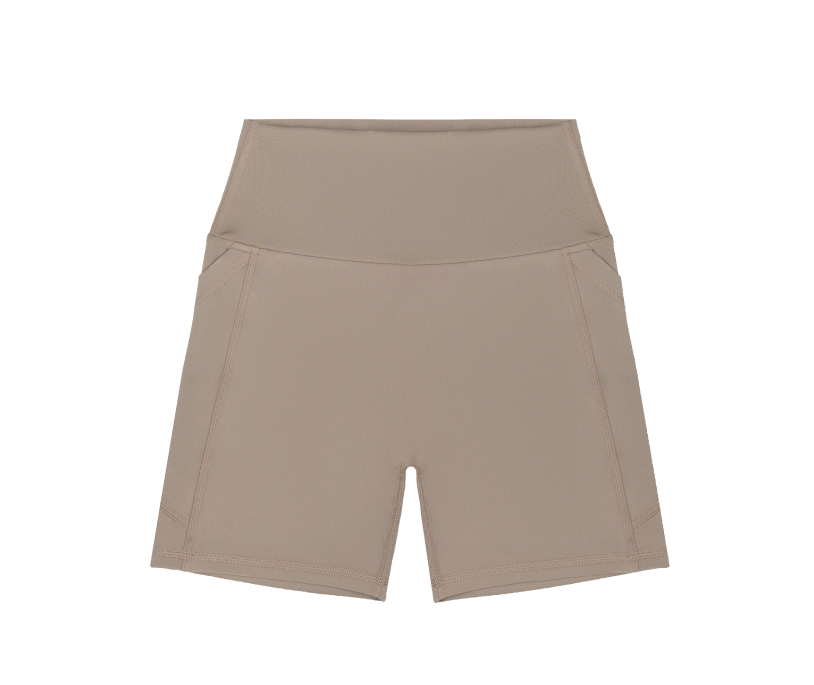 Сила в движении. Одежда и аксессуары для спорта — и все от локальных брендов (фото 17)