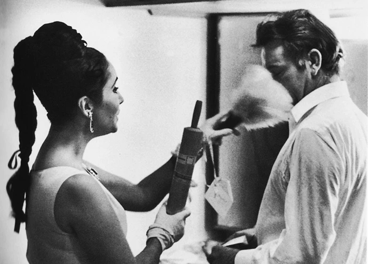 Пара на века: Элизабет Тейлор и Ричард Бартон (фото 12)