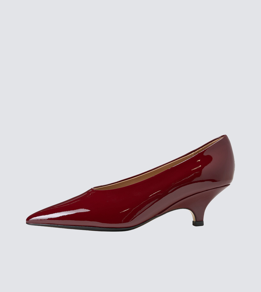 Шкурки, палантины и гиперобъемные шубы: как и с чем носить мех зимой 2025 (фото 31)