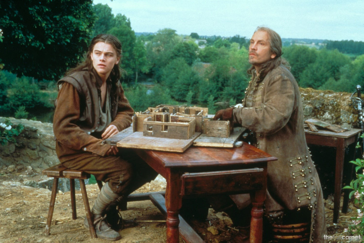 Художник из «Титаника» и брокер из «Волка с Уолл-Стрит»: за какие роли мы любим Леонардо Ди Каприо (фото 8)