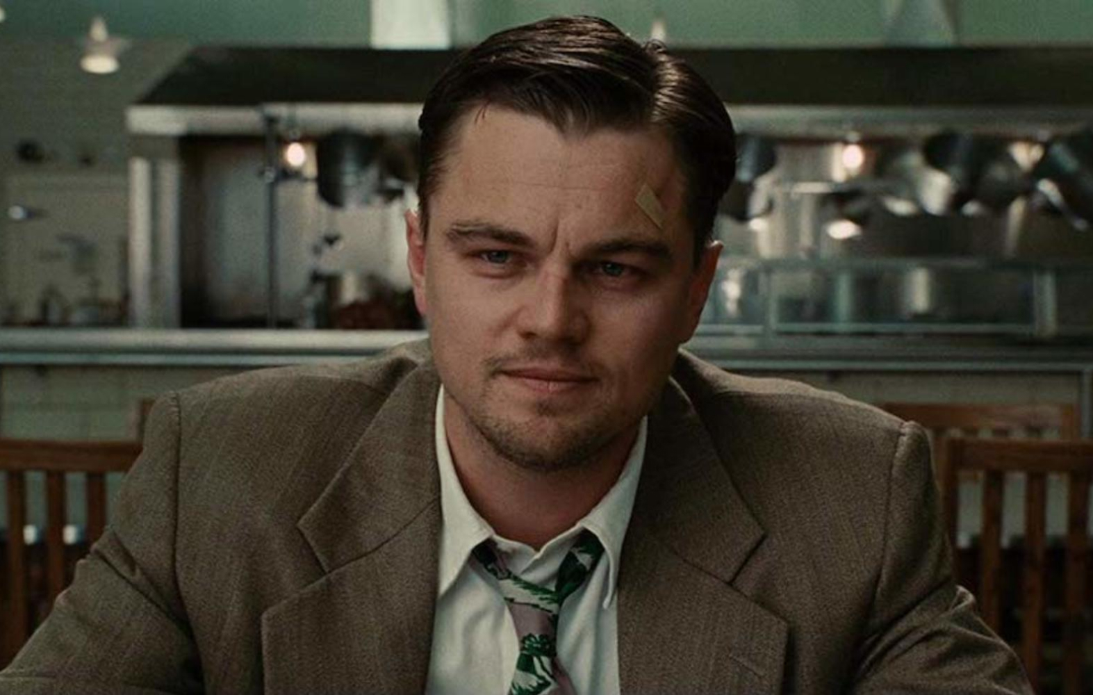 Художник из «Титаника» и брокер из «Волка с Уолл-Стрит»: за какие роли мы любим Леонардо Ди Каприо (фото 11)