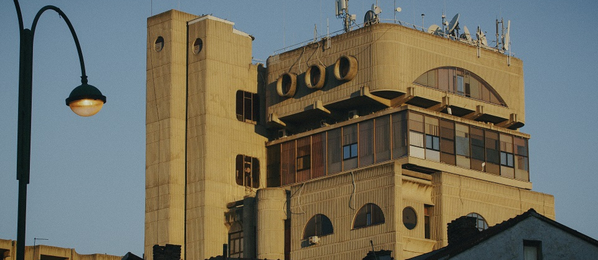 «Время брутализма» и «Я — Мартин Парр»: что смотреть на Beat Weekend 2025. Выбор BURO. (фото 10)