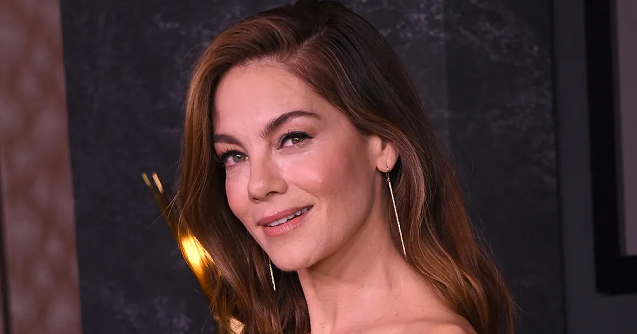 Звезда «Белого лотоса» снимется в сериале Netflix про хоккей (фото 1)