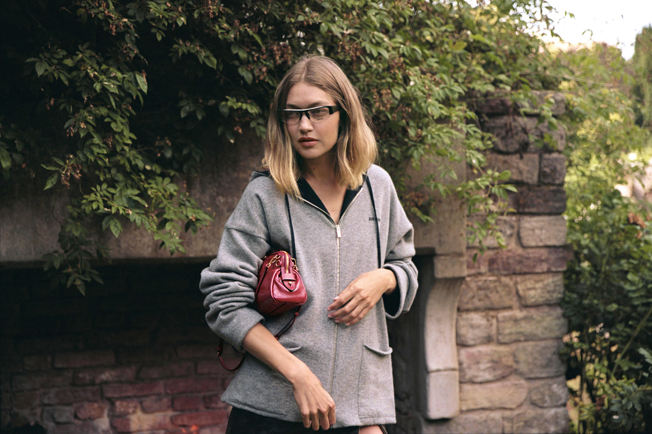 Miu Miu представил праздничную кампанию (фото 8)