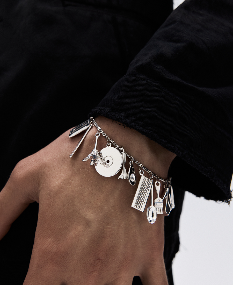 Новогодние дропы 4Forms и You Wanna: что нового в коллекциях локальных брендов (фото 11)