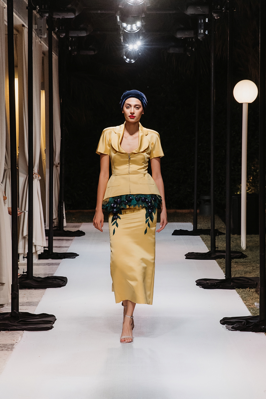 Yanina Couture провел показ знаковых кутюрных образов в Дубае (фото 26)