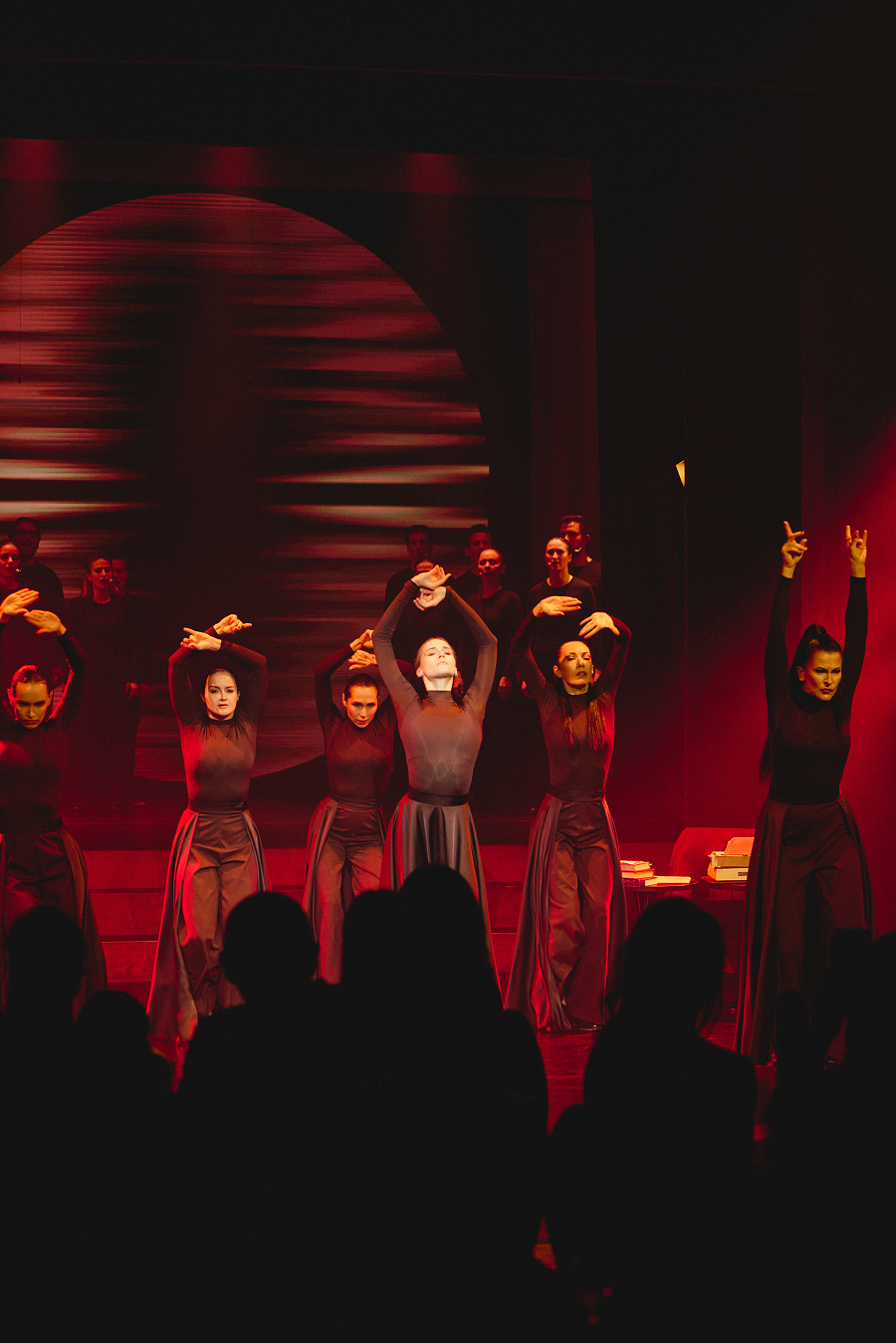 Клуб здоровья и красоты Helms представил перформанс Déjà Vu (фото 11)