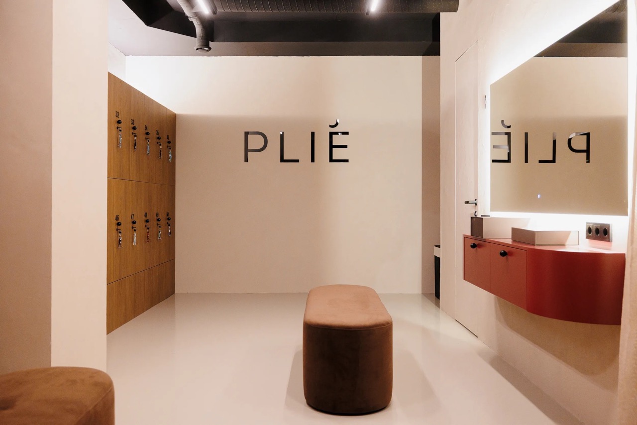 В Москве открылась новая студия пилатеса PLIÉ (фото 3)